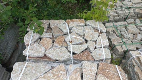 Гранитный плитняк галтованный для парковки купить в Лосино-Петровском