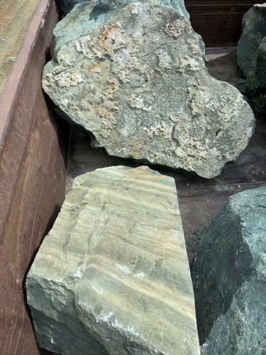 Ландшафтные глыбы зелёные 200-500 килограмм купить в Лосино-Петровском