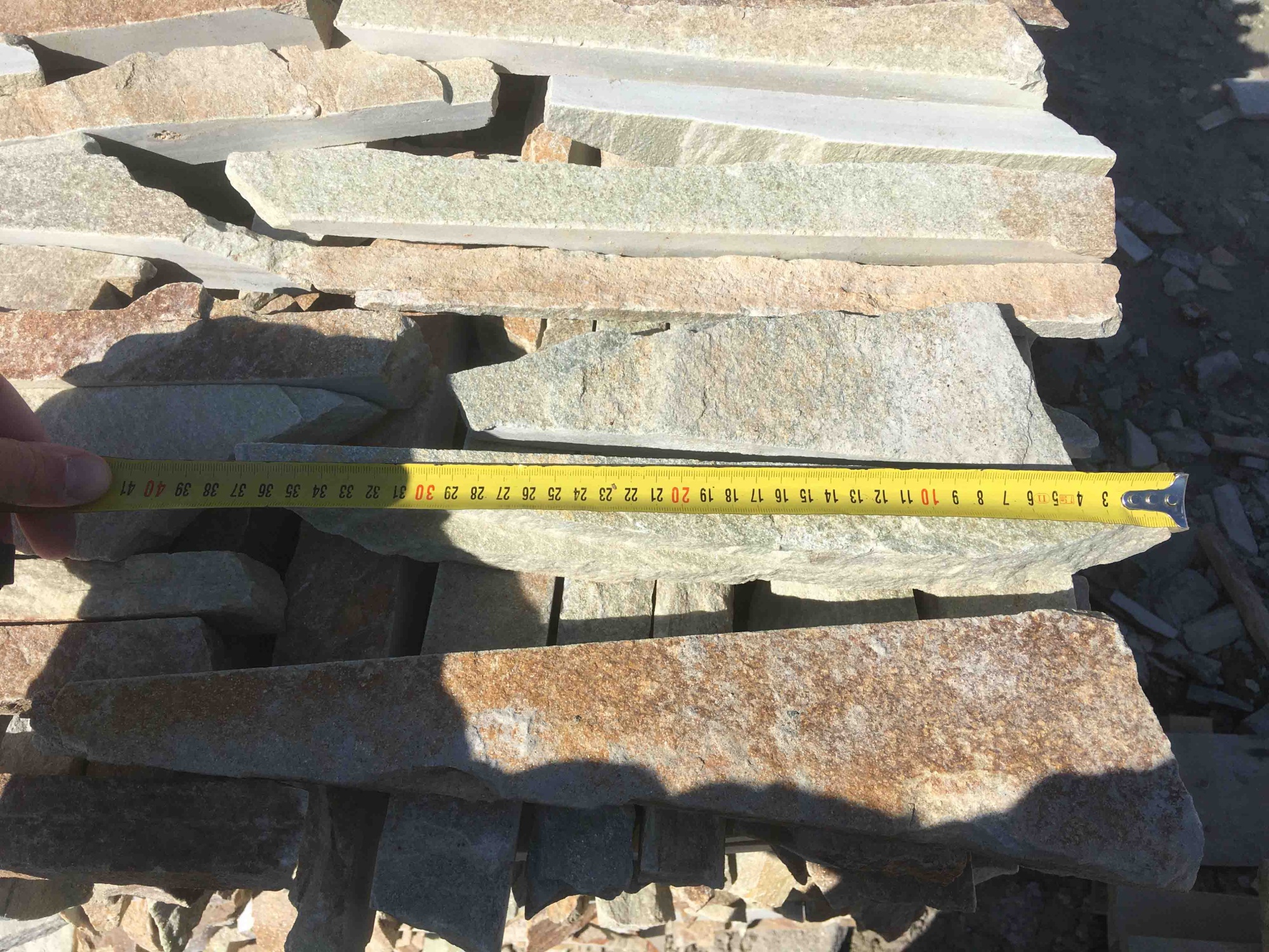 Горбушка златолит золотистый для облицовки купить в Лосино-Петровском