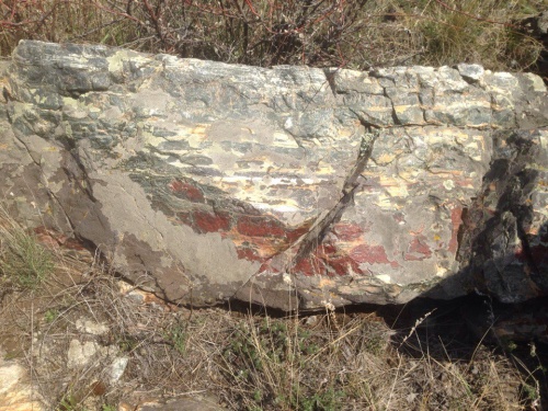 Гигантские зелёные валуны для ландшафтного дизайна весом более 5 тонн купить в Лосино-Петровском