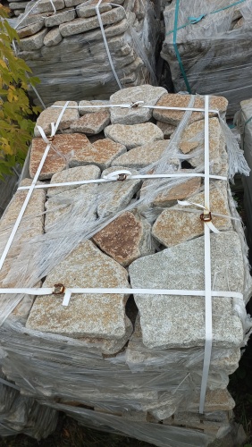 Плитняк галтованный гранитный для ландшафтного дизайна купить в Лосино-Петровском