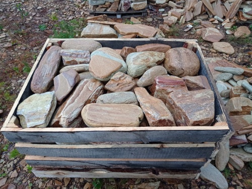 Златолит жёлтый, жёлто-зелёный глыбки и валуны для ланшафтного дизайна купить в Лосино-Петровском