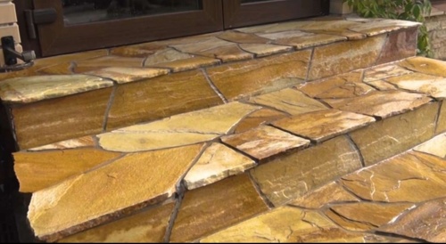 Плитняк златолит жёлтый золотистый для отмостки купить в Лосино-Петровском