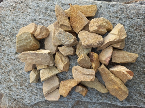 Златолит жёлтый декоративная каменная крошка купить в Лосино-Петровском