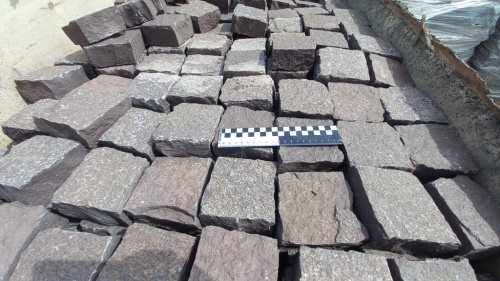 Лемезит колотая брусчатка 10 * 10 см. для парковки купить в Лосино-Петровском